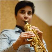 Profesora de música ofrece clases particulares de saxofón, lenguaje musical y piano complementario